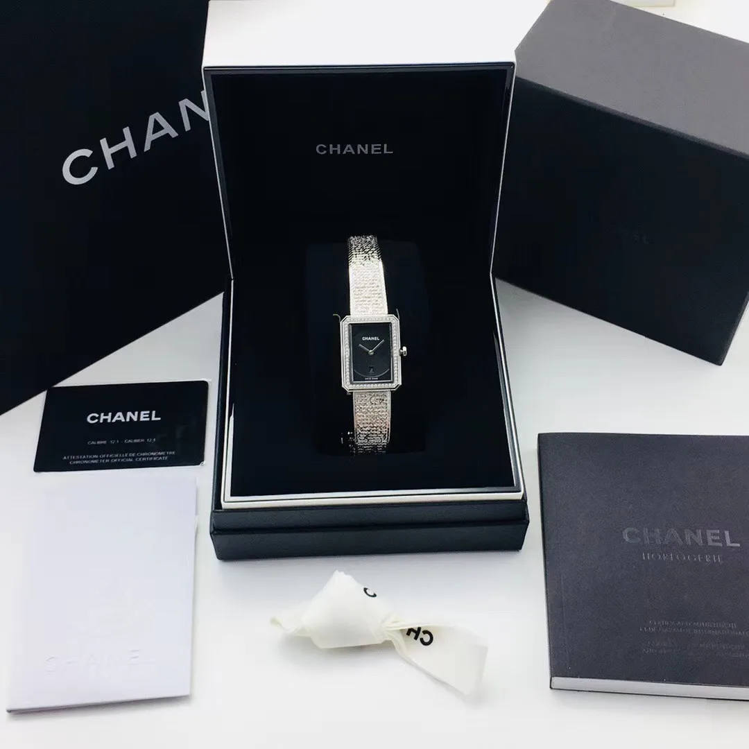 BV | 쿼츠 무브먼트 l26.7X34.6 mm l CHAN** BOY FRIEND H4884