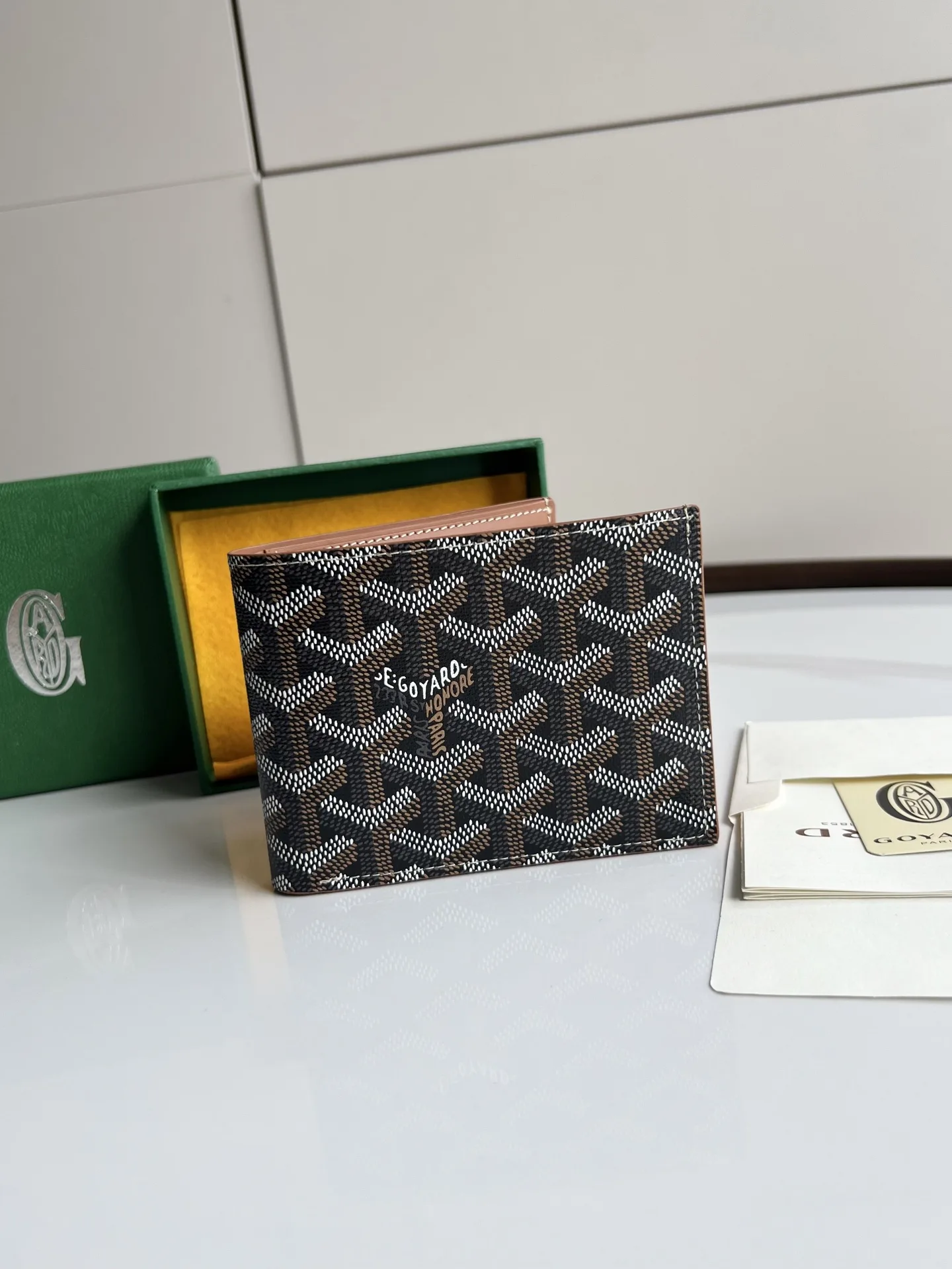 고야드 반지갑  12 cmx2.4 cm x10.5cm