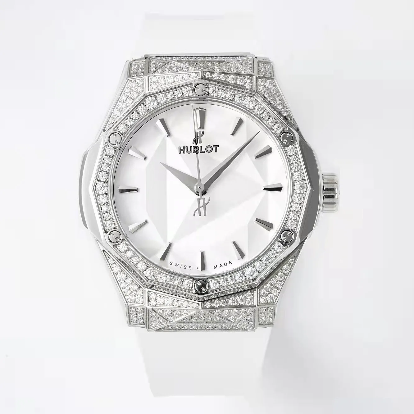 APS 공장｜Cal.HB1100 무브먼트｜40mm｜위블로 클래식 퓨전 II