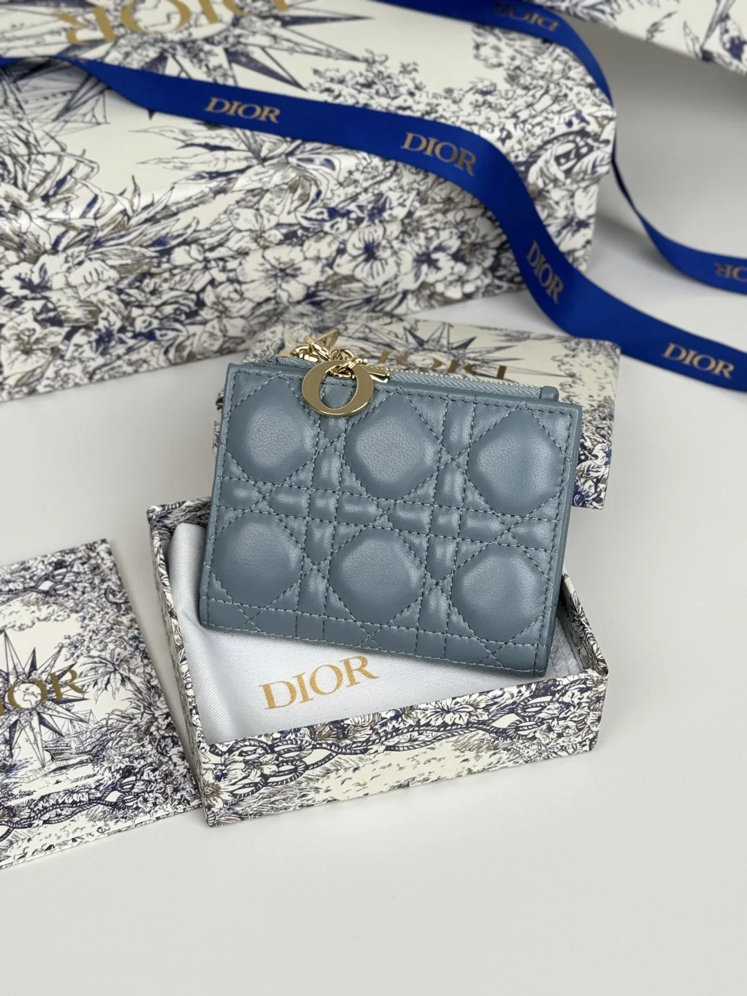 Dior Caro Dahlia 지갑