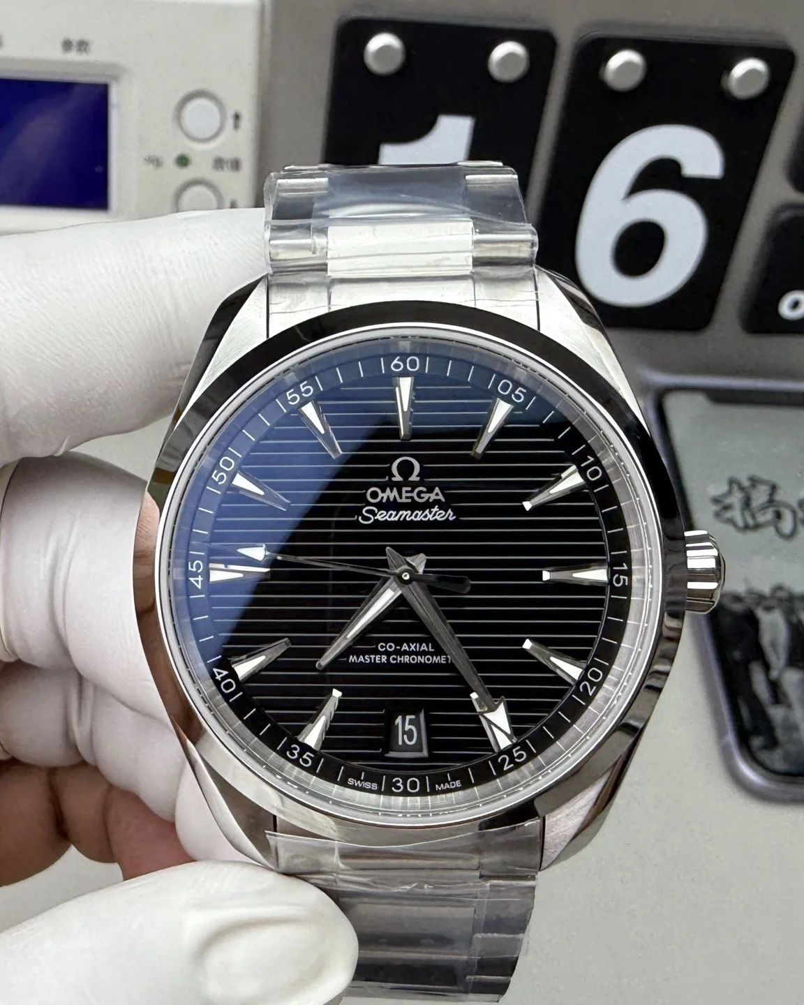 VS l 8900무브먼트 l 41mm l 씨마스터 아쿠아 테라 150M