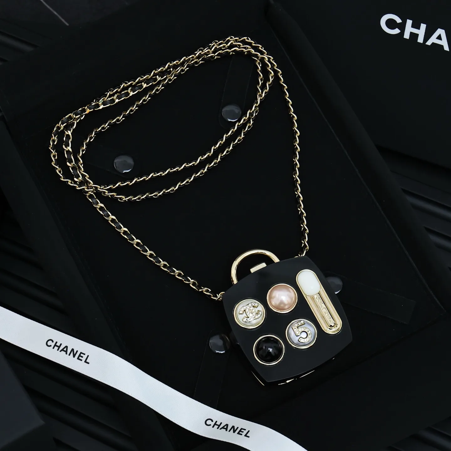 2023 Make Up Bag Locket Pendant Necklace